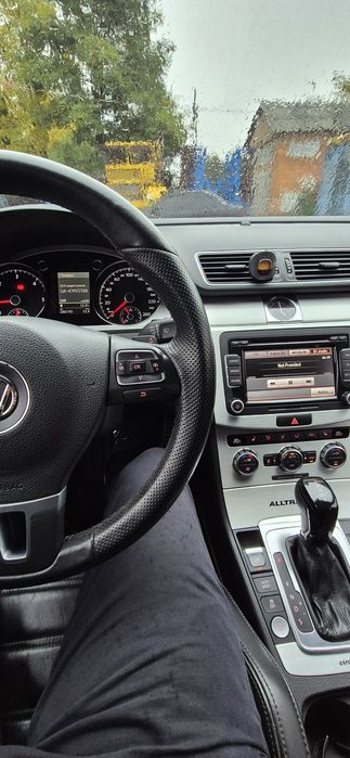 VW Passat  Alltrack b7