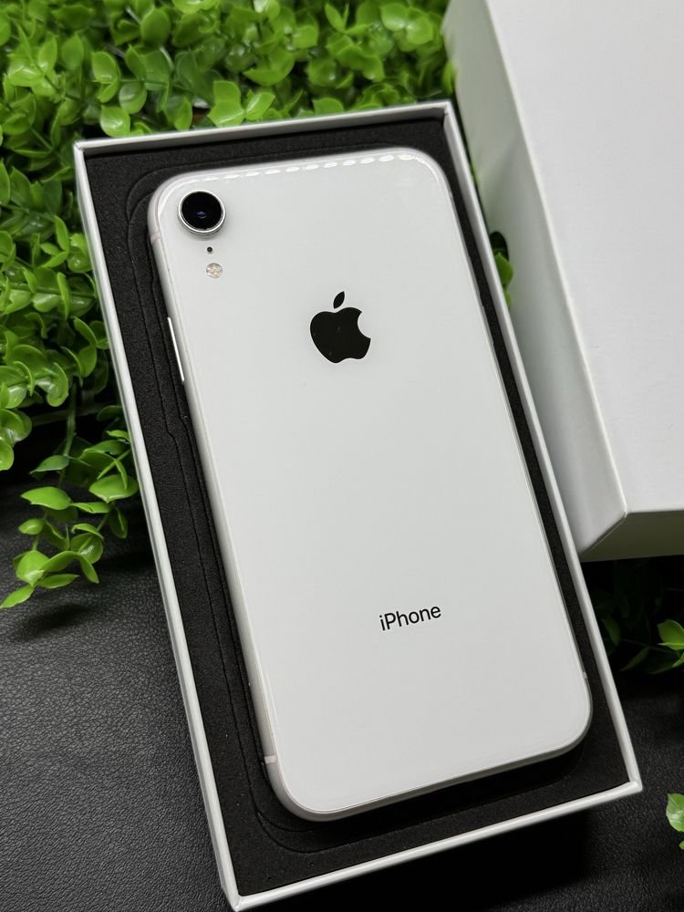 iPhone Xr, 64Gb, White (Neverlock) Айфон Хр, 64гб, белый, 84%АКБ