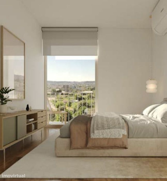 T2 Novo  a 300 metros da estação de metro NASSONI