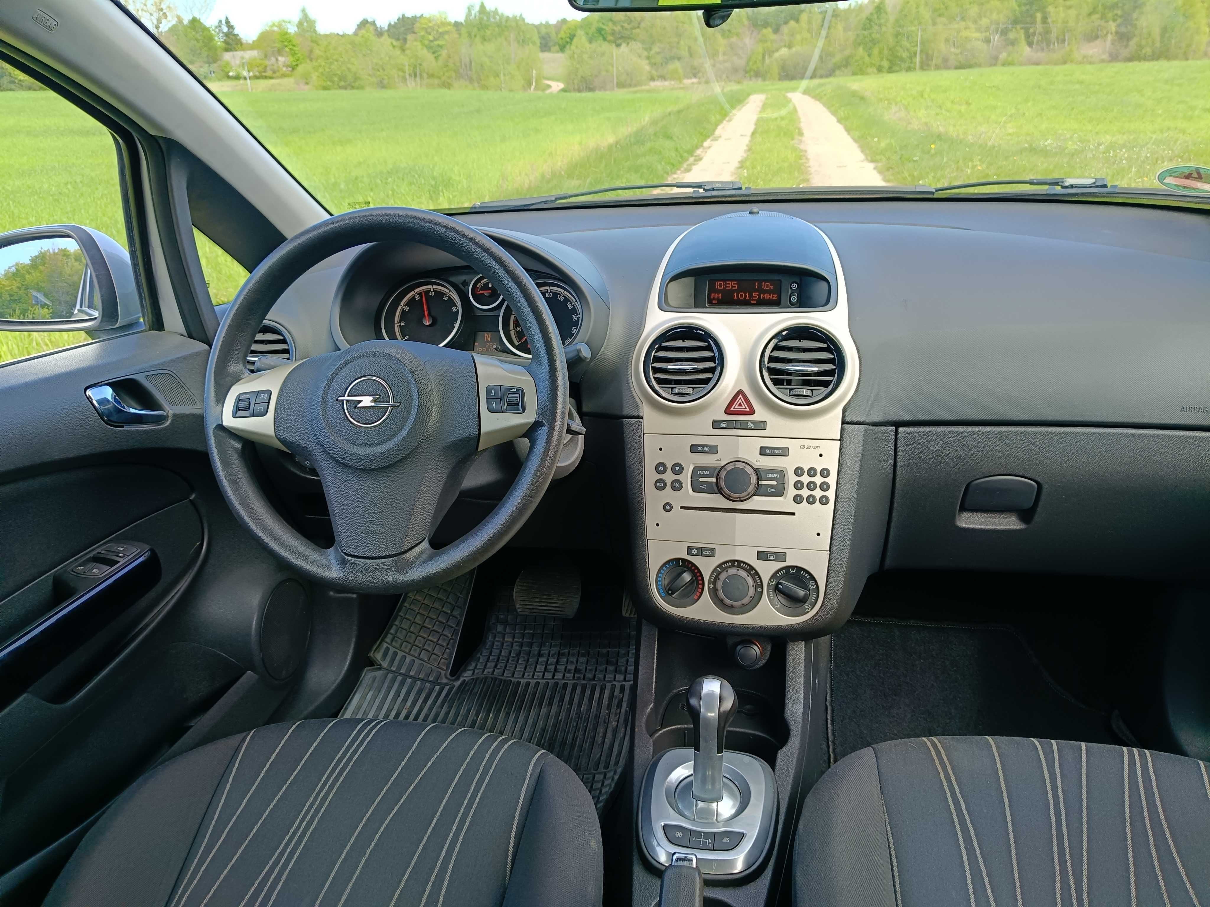 Opel Corsa D Automat 1.2 Benz 5 drzwi sprowadzona z Niemiec