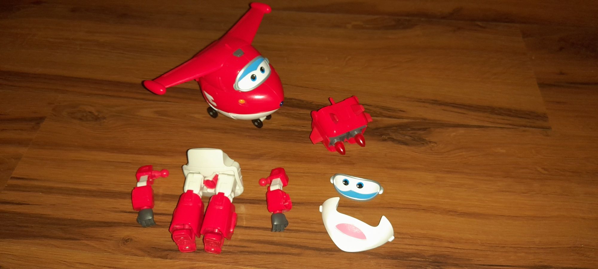 Super Wings Transformacja Jett 2w1 światło i dzwięk