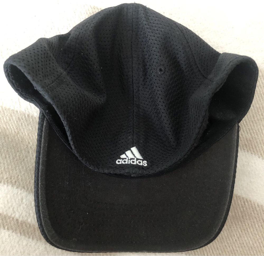 • Adidas Oryginalna Bejsbolówka - Używana Bejsbolowa Czapka z Daszkiem