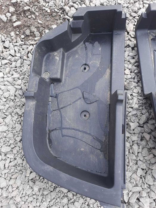 Полка вставка для інструментів Тойота Avensis T25 toyota 64995 64997