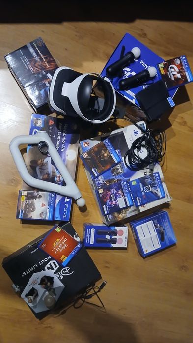 Konsola PS4 dysk 1Tb, zestaw VR gogle, AIM Control