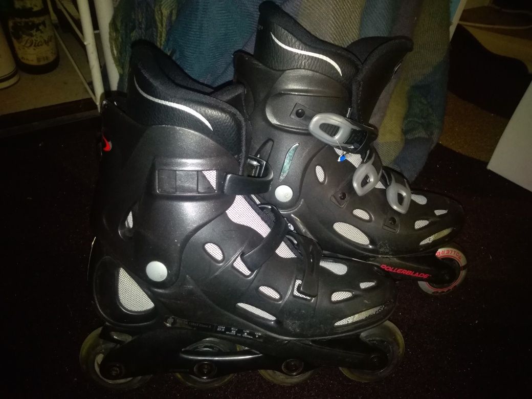 Patins adulto ROLLERBLADE (tamanho 42)