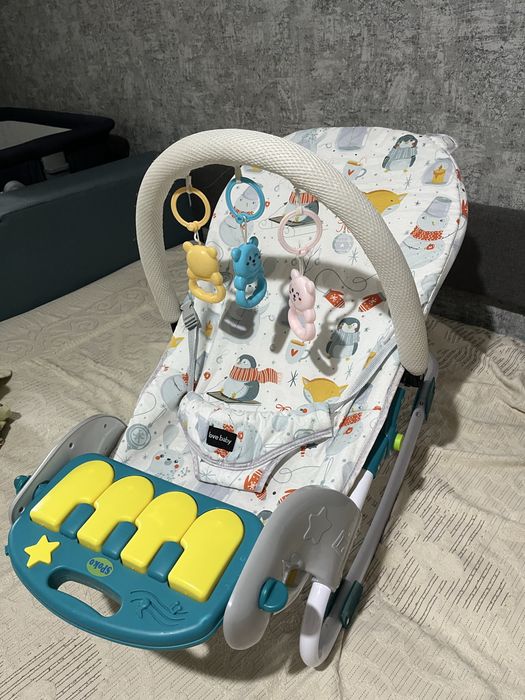 Шезлонг-гойдалка дитяча