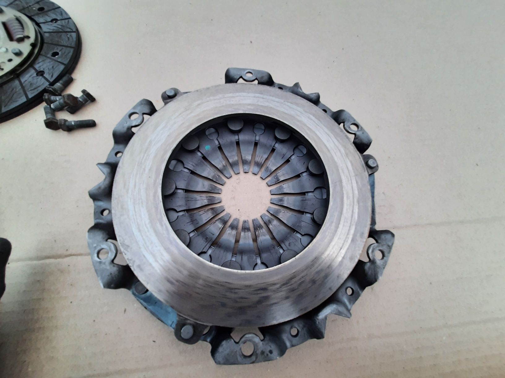 Комплект сцепления Опель 1.6 8V