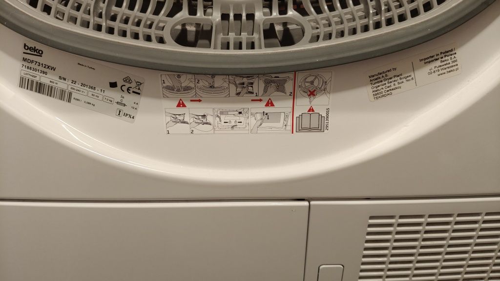 Suszarka kondensacyjna Beko
MDF7312XW