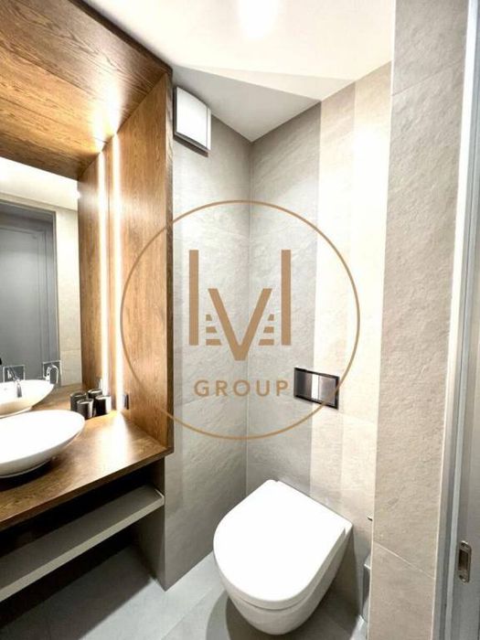 ЖК New York 2х кім. квартира у центрі міста з терасою.