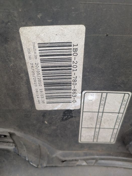 Передній бампер крило фари телевізор радіатор капот комплект volvo v40