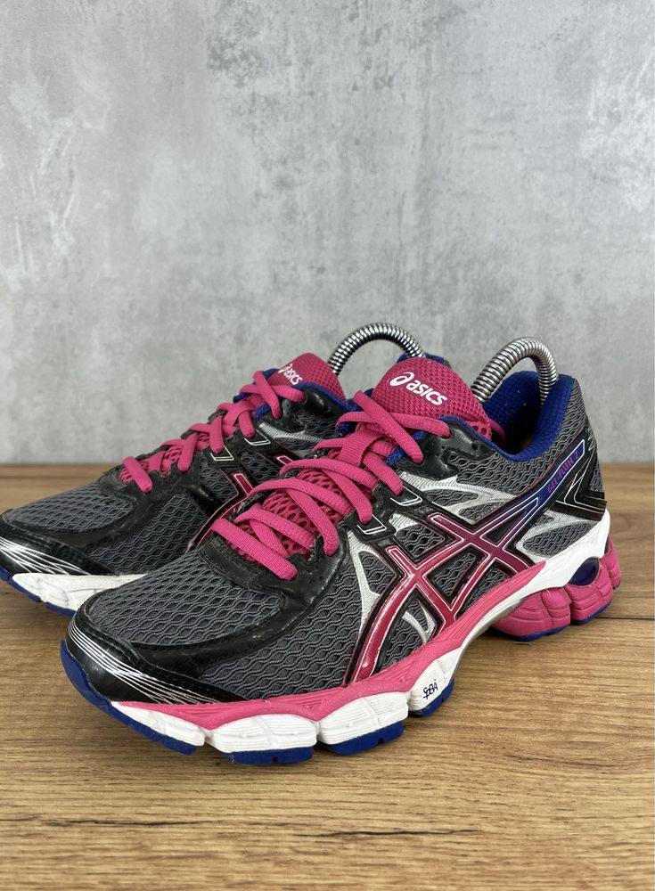 Buty dla biegania Asics Gel-Flux 2 damskie jak nowe