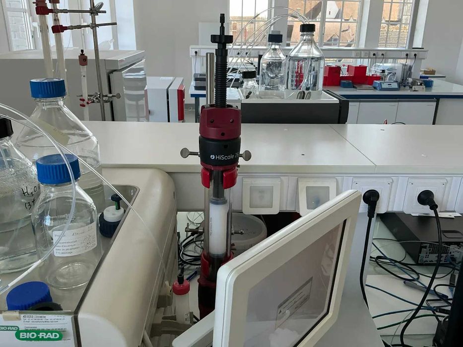 Bio Rad NGC Quest 10 / Waters 2414 system chromatograficzny FPLC