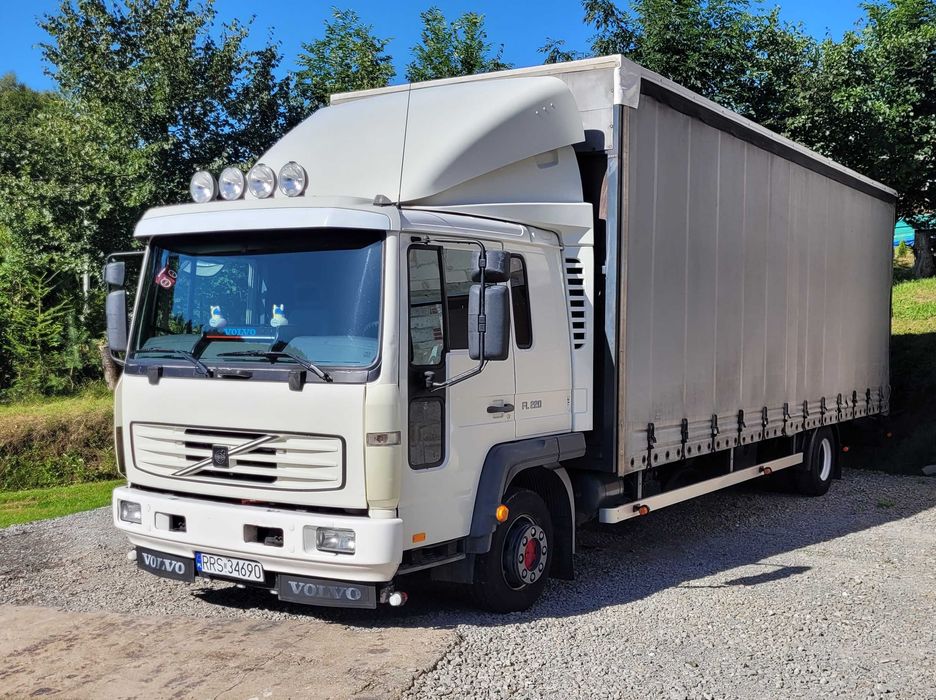 VOLVO FL 220 Plandeka Firana 18 Palet Laweta
