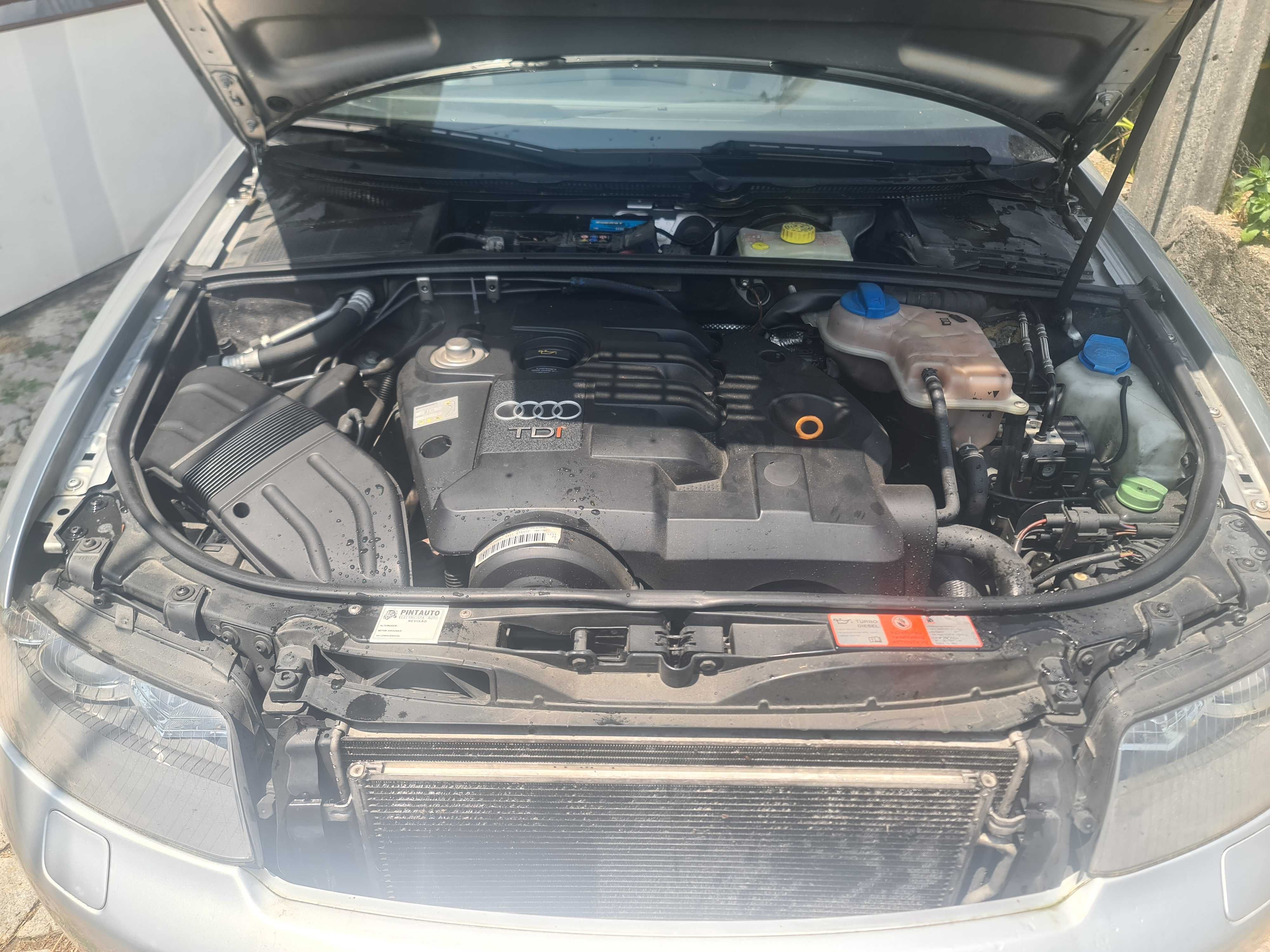 Audi A4 1.9 TDI com vários extras.