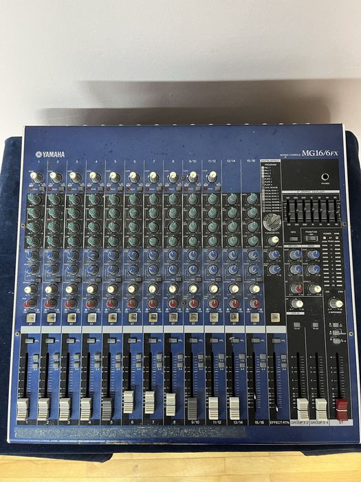Мікшерський пульт YAMAHA MG16