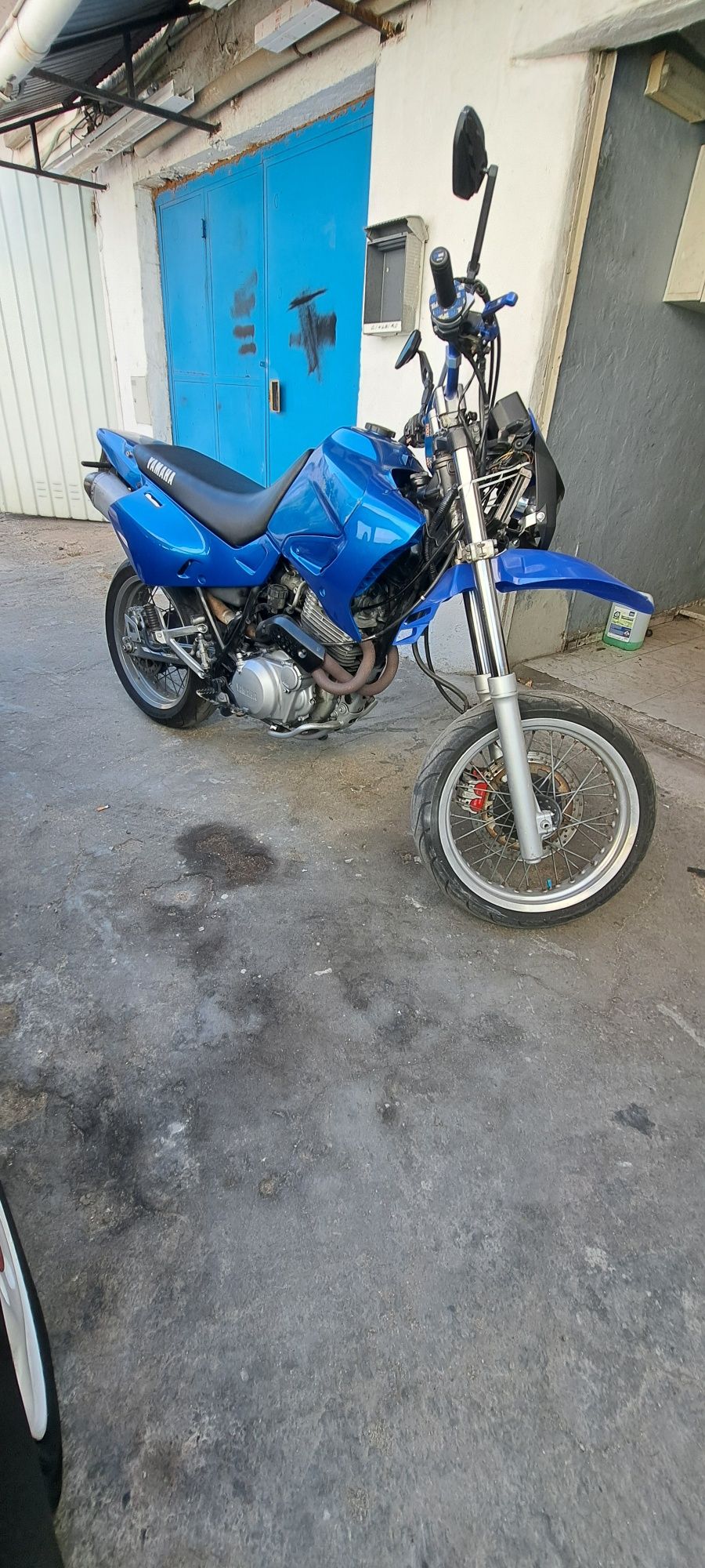 Xt600E supermotard