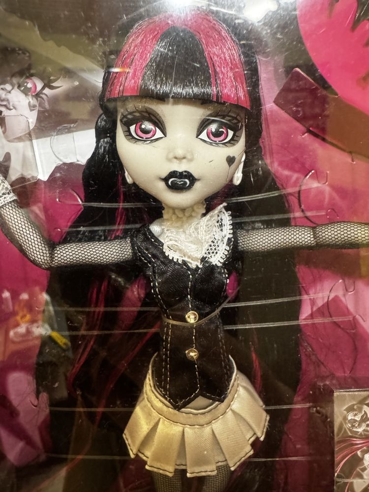 Monster high Draculaura reel drama