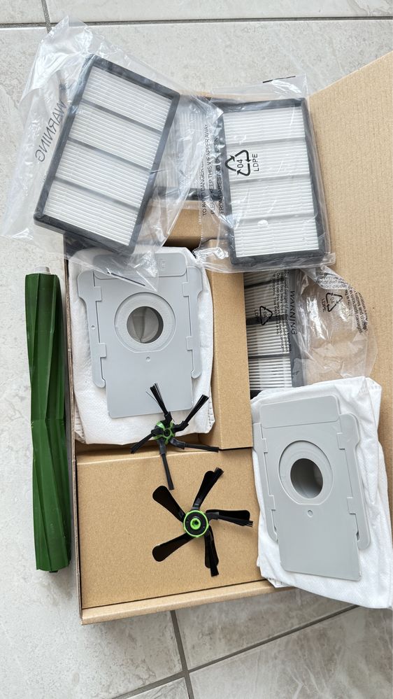 Robot odkurzajacy irobot roomba s9 plus +akcesoria wymienne roomba s9+
