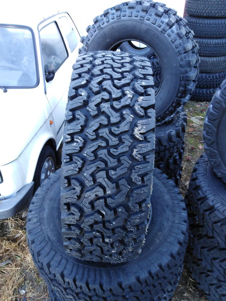 Opony bieżnikowane 235/65 R17 Bf At gat.II 4x4