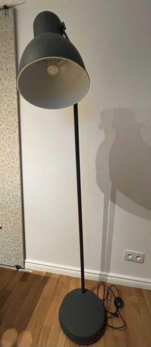 DWIE lampy stojące w stylu industrialnym