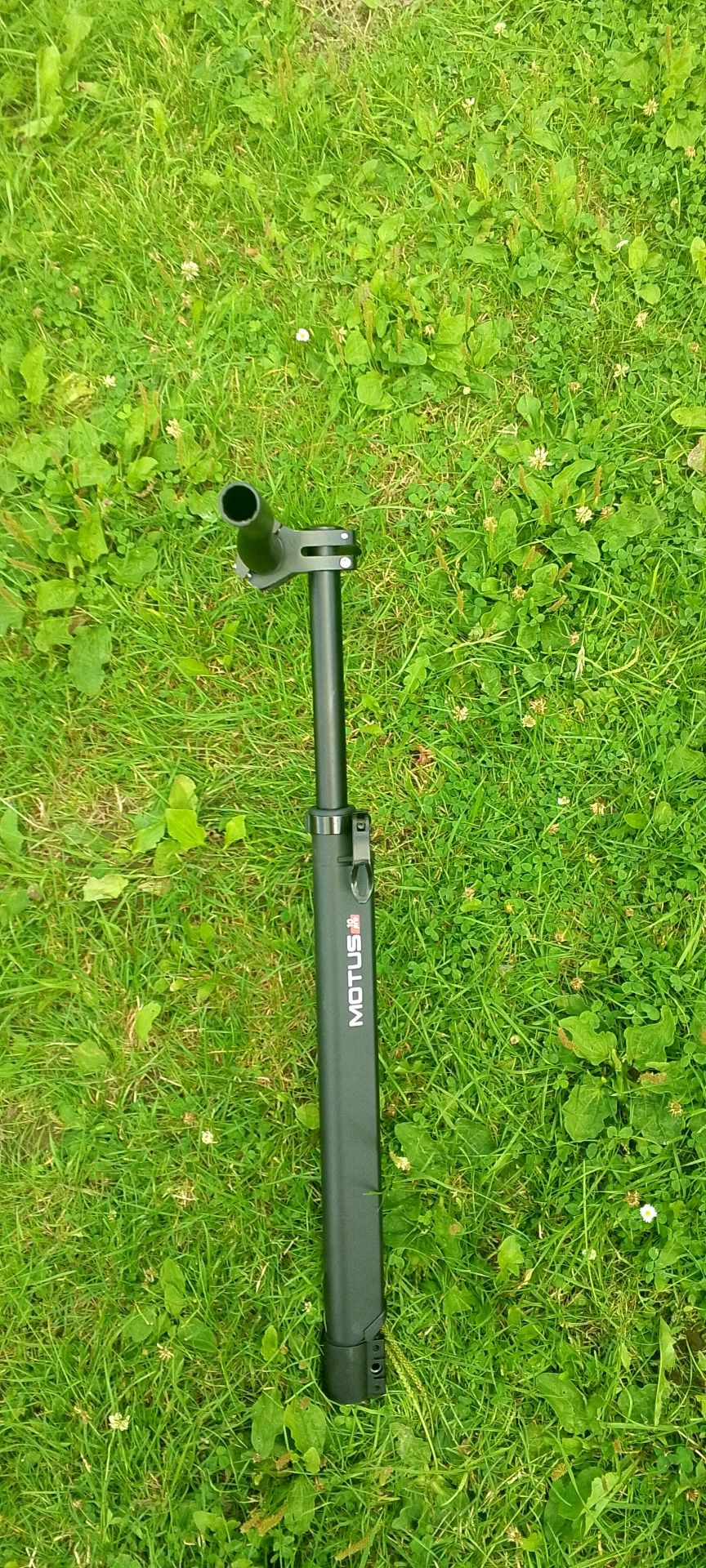 Sztyca z kierownicą i mostkiem Motus pro 10 2022