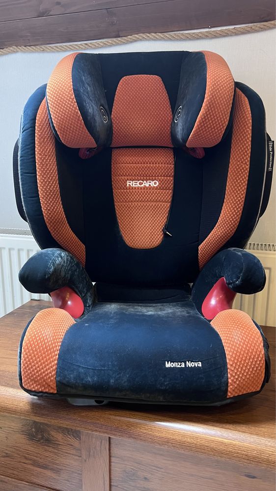 Автокрісло Recaro Monza Nova