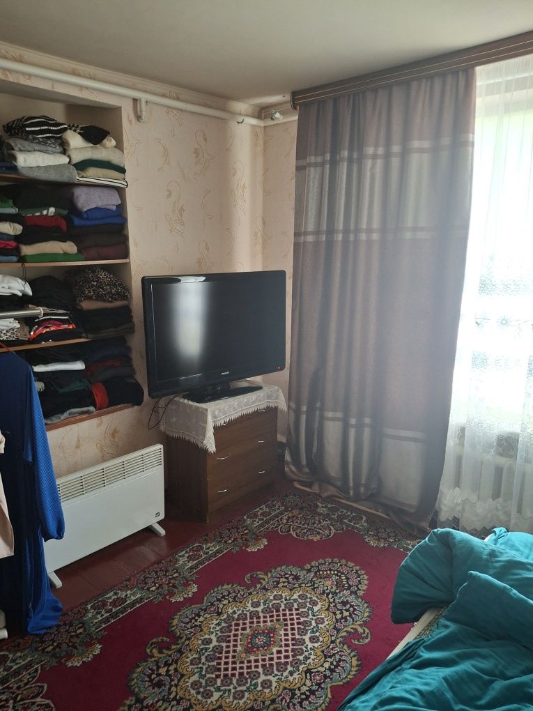 (13) Продам капітальний 2-поверховий будинок у Малодолинському