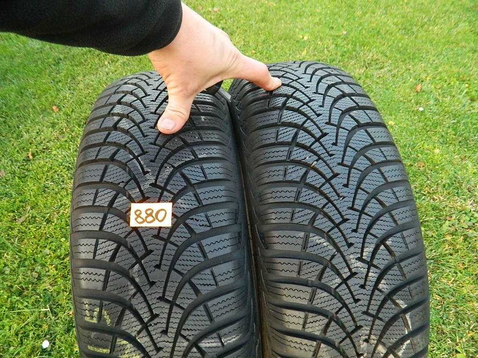 Шина колеса резина R15 205/65 Goodyear UltraGrip 2шт Зима