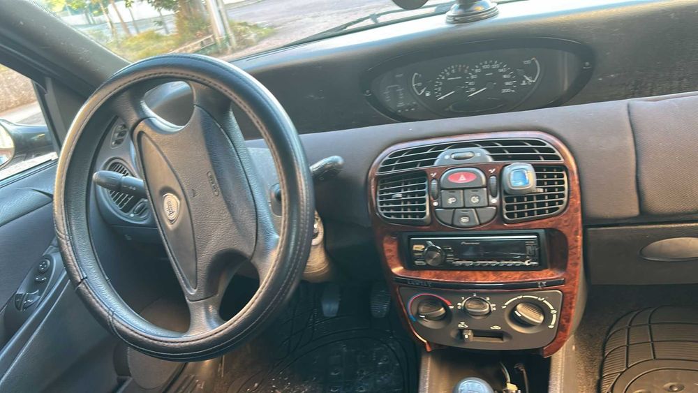 Lancia Y 1.2 16v 90cv 800€ TRANSFERENCIA INCLUIDA