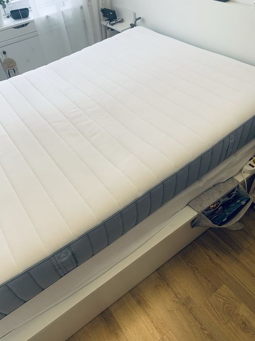 Sprzedam . Materac 140x200x24