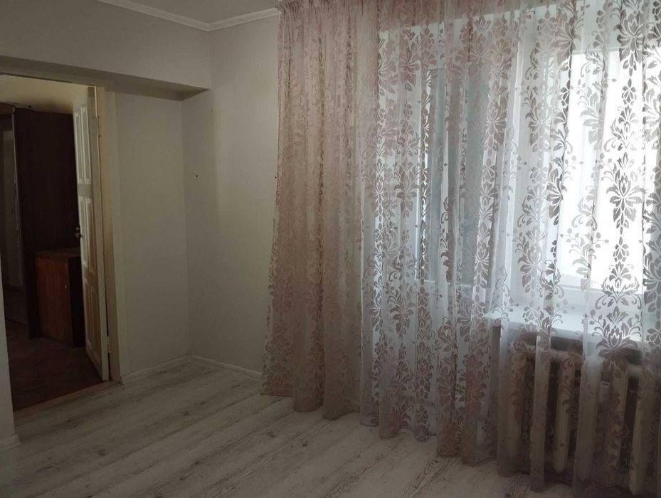 Продам отличную большую 3=х кв Таврический