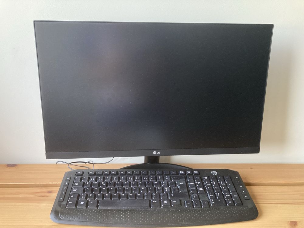 Monitor LG como novo