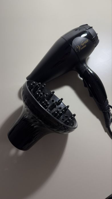 Suszarka do włosów Moser Ventus + dyfuzor do loków