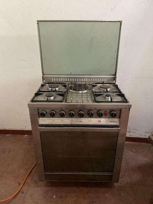 Fogao a gas e electrico - troia