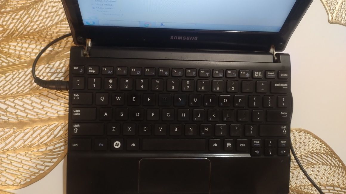 10" Laptop samsung NC110 Intel Atom 1.66GHz 1 GB RAM Wi-Fi Bluetooth