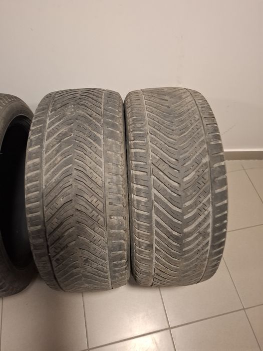 Sprzedam opony wielosezonowe 18