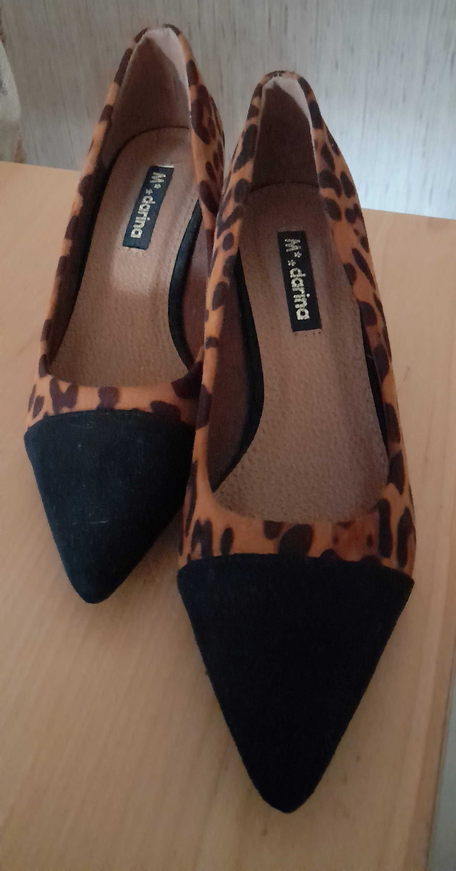 Sapato Camurça e Tigresa