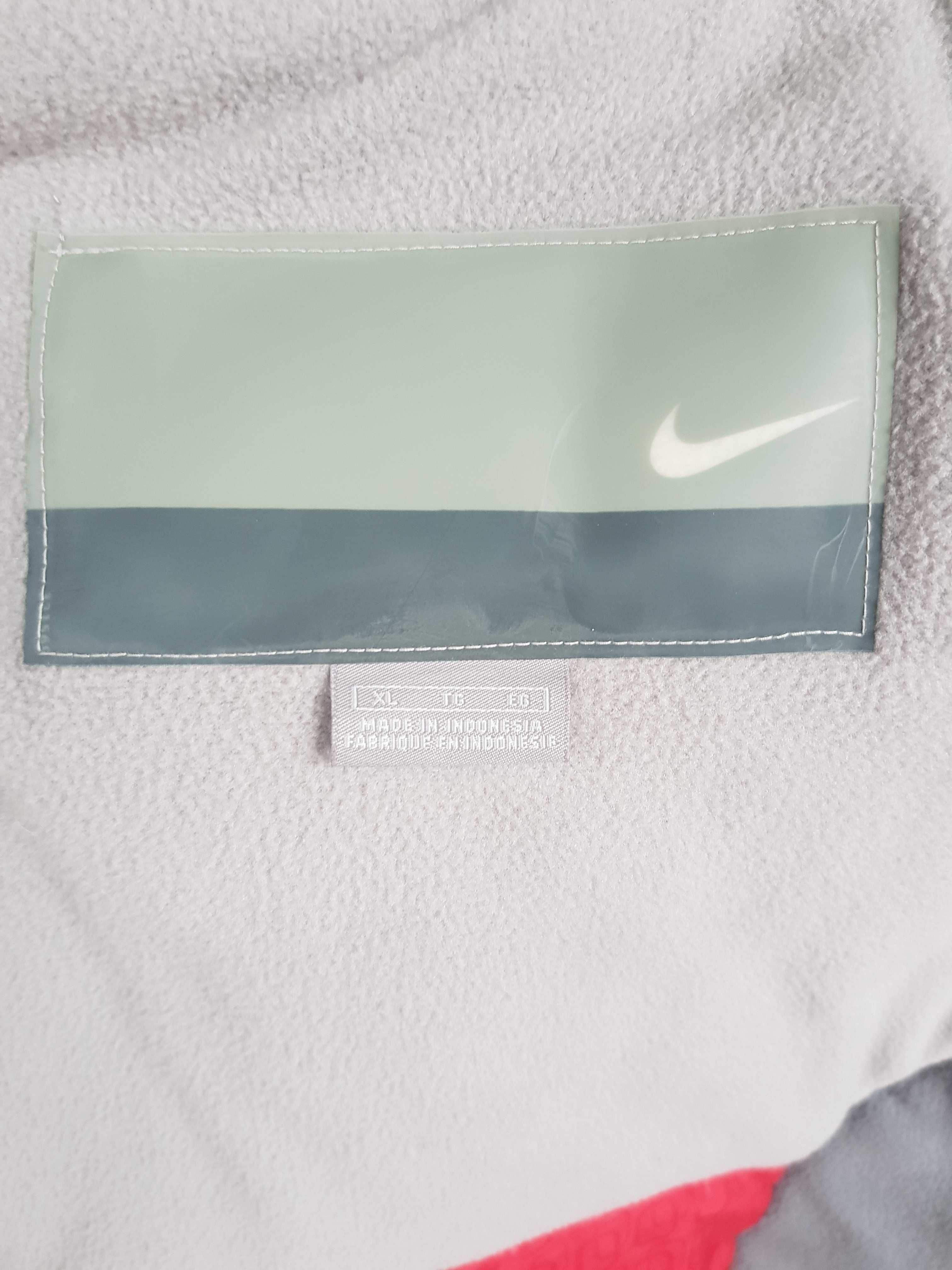 Czarna kurtka Nike, roz.XL