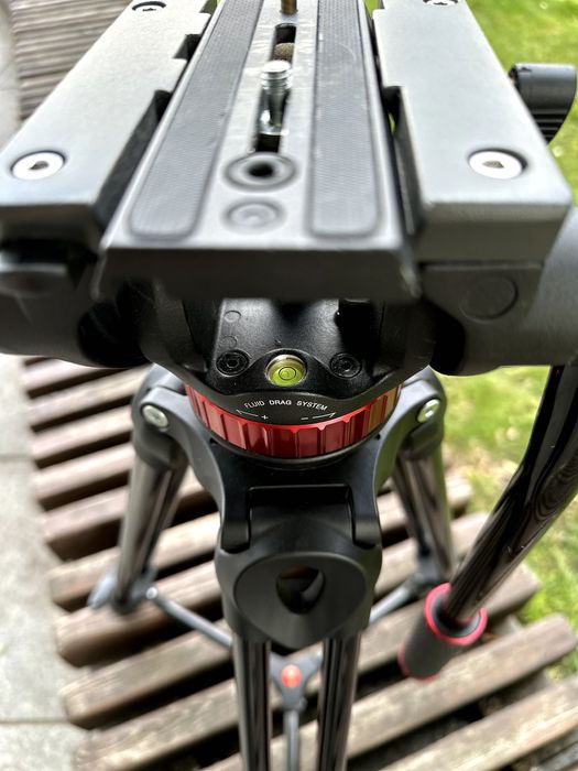 Statyw filmowy Manfrotto nogi MVT502AM + głowica olejowa MVH502A