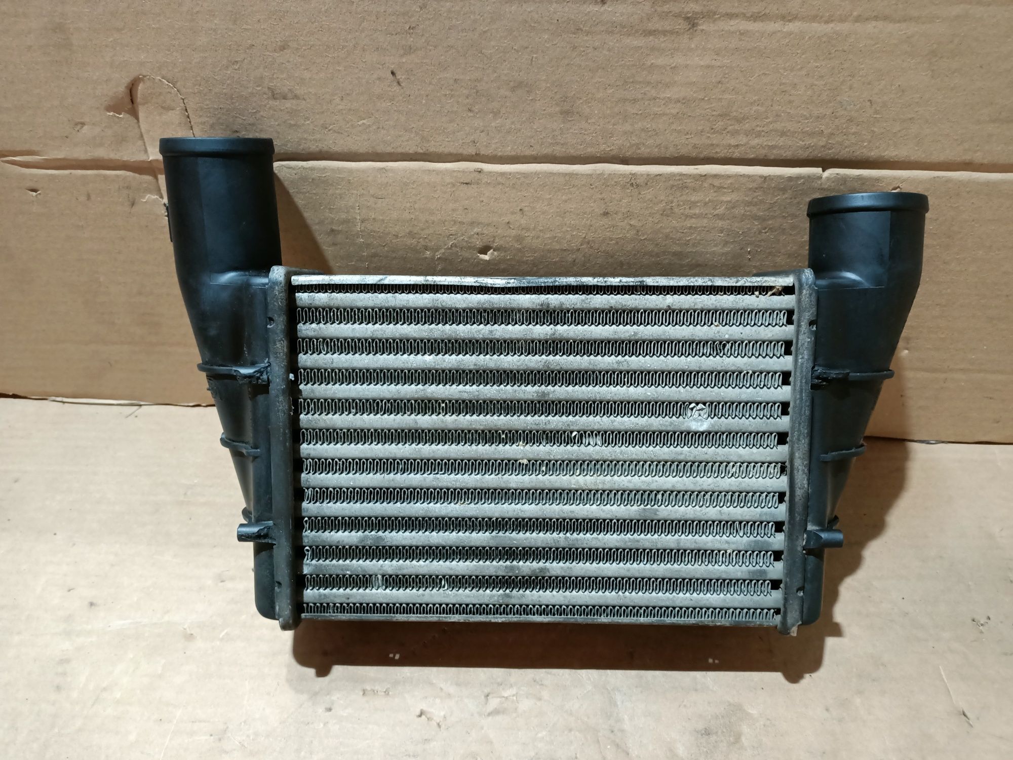 Intercooler powietrza 1.9 TDI VW Passat B5 Audi A4 B5