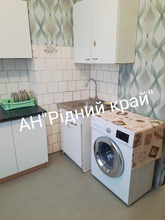 Здамо 1у кв.з просторою кухнею.