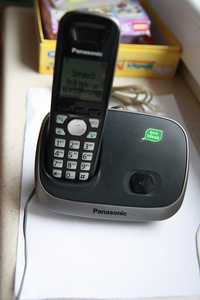 Telefon stacjonarny Panasonic KX-TG6511PD bezprzewodowy