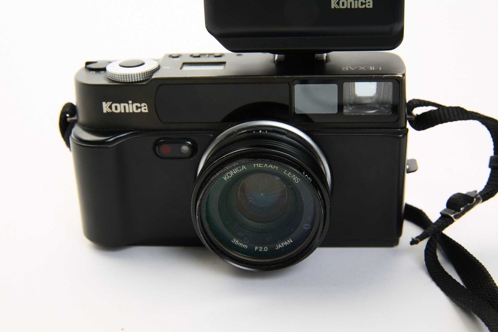 Aparat analogowy Konica HexarAF