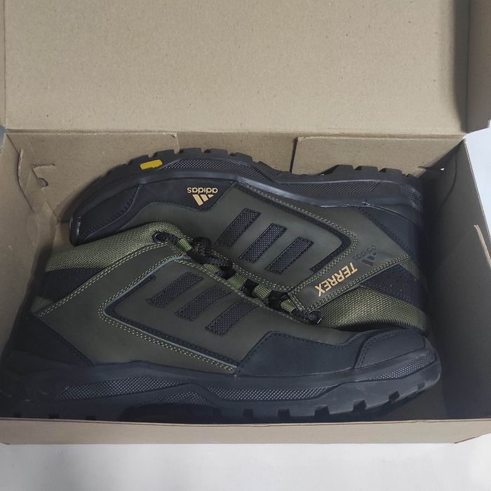 Adidas Terrex / хакі / 43-(28,5 см)