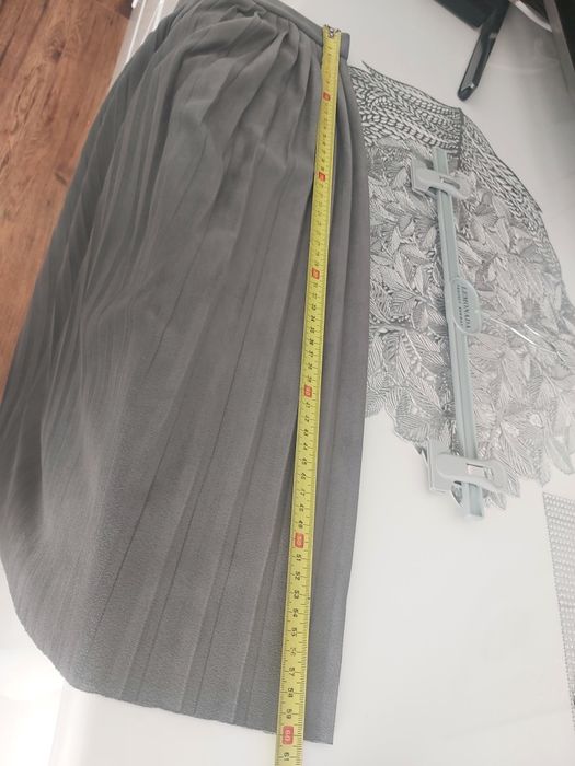 Spodnica tom rose m szara ale zamsz plisowana jesień zima