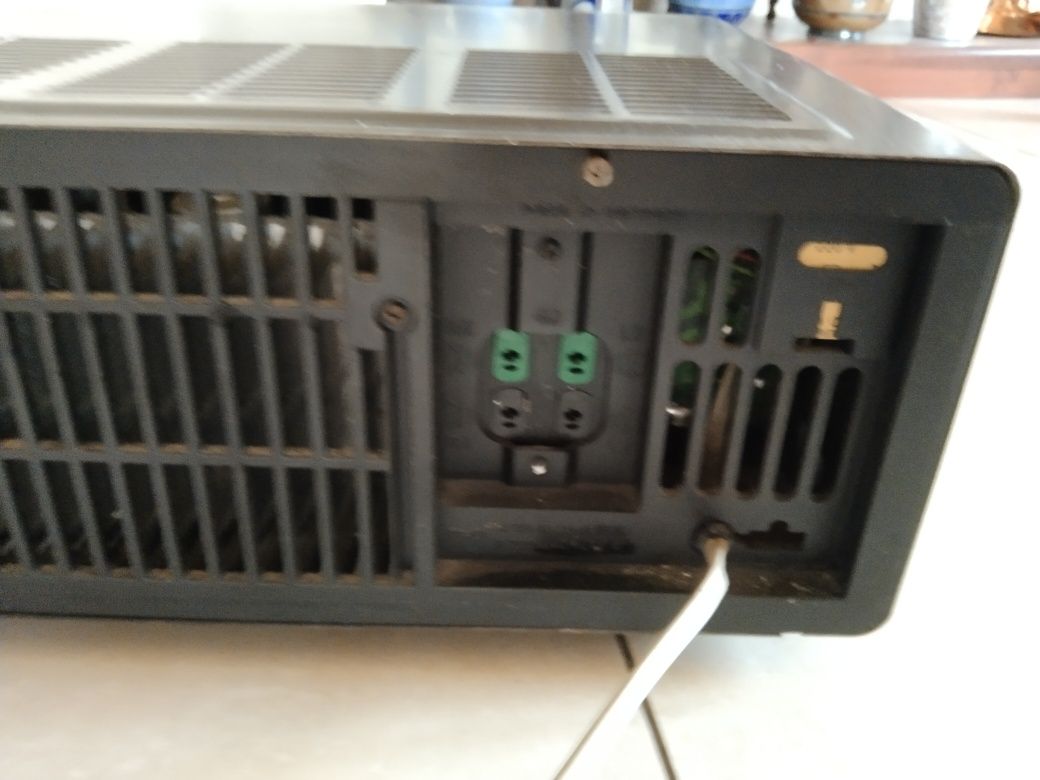 Stary Ampituner GRUNDIG Receiver 20