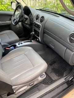 Sprzedam  JEEP CHEROKEE 2006 rok