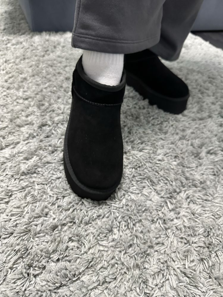 UGG US 9 оригінал