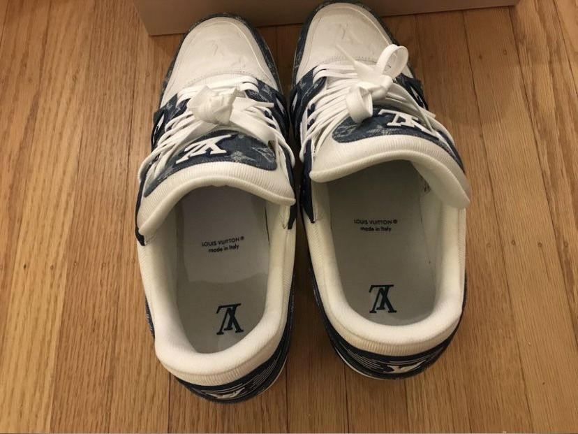 Louis Vuitton Trainer White Blue