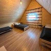 Letni Vibe - Wynajem domków letniskowych. Dwa domki 8- osobowe